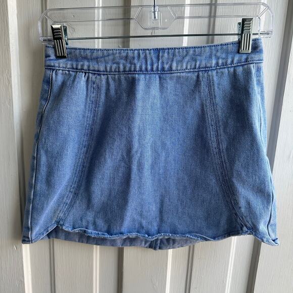 PACSUN Denim Tulip Scallop Hem Mini Skirt - Picture 2 of 6